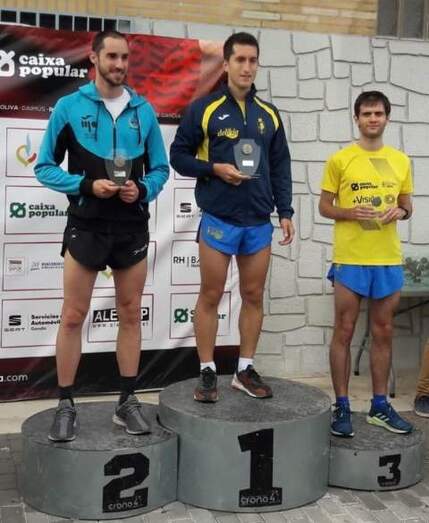 Podio Senior masculino con Salva Gomar, Yoel Ferrer e Iván Ferrer.