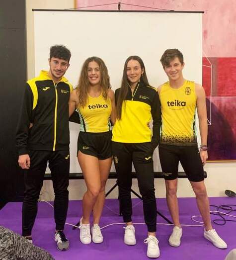 Los atletas Alejandro Mart&iacute;nez, Mar&iacute;a P&eacute;rez, Noelia Faus y Jorge Bosc&agrave;, el s&aacute;bado pasado en Fomento de Gandia.