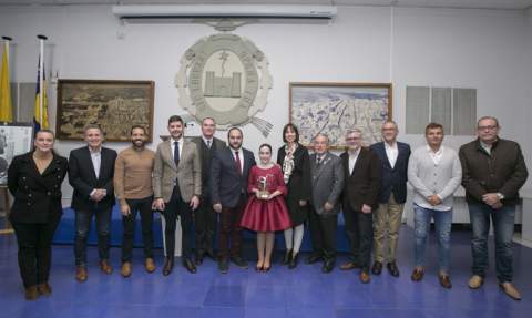 Representants municipals, de Foment i de les Falles, en l'acte. Representants municipals, de Foment i de les Falles, en l'acte.