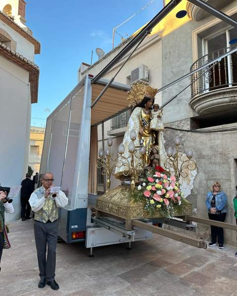 Daimús.