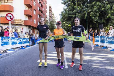 Las tres primeras de la carrera. / Foto: Col·lectiu La Noria.