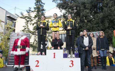 Podio Infantil femenino, con Andrea Escrivà (CE Corriol, 1ª), Erun Espinosa (2ª) y Paula Martí, tercera. / Foto: Àlex Oltra.