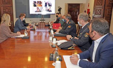 Puig reunido con responsables de Seguridad. Puig reunido con responsables de Seguridad.